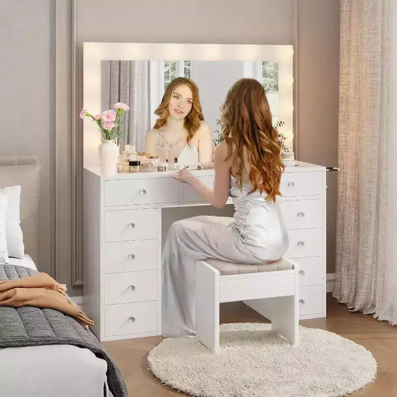CuisinSmart Coiffeuse avec miroir, lumières LED et prise de courant, table de maquillage avec 7 tiroirs pour chambre à coucher, dressing, salon