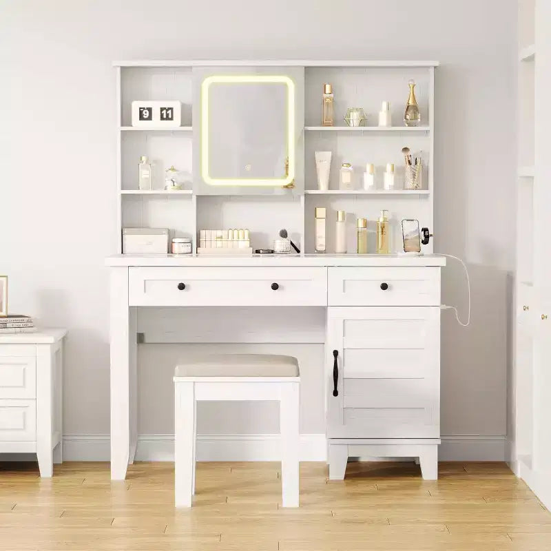 Coiffeuse avec miroir HD, lumières LED et station de recharge, table de maquillage style ferme avec 2 tiroirs et tabouret rembourré, étagères pour la maison
