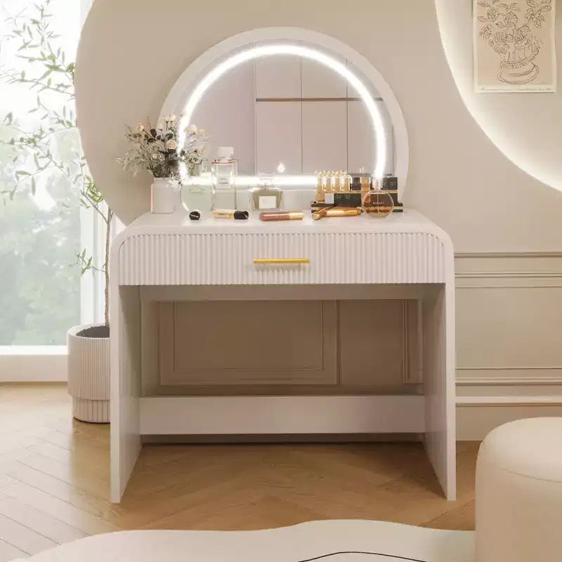 Coiffeuse de maquillage Okak avec grand miroir et écran tactile, bureau de vanité avec grand tiroir et coin arqué, table de maquillage pour chambre à coucher
