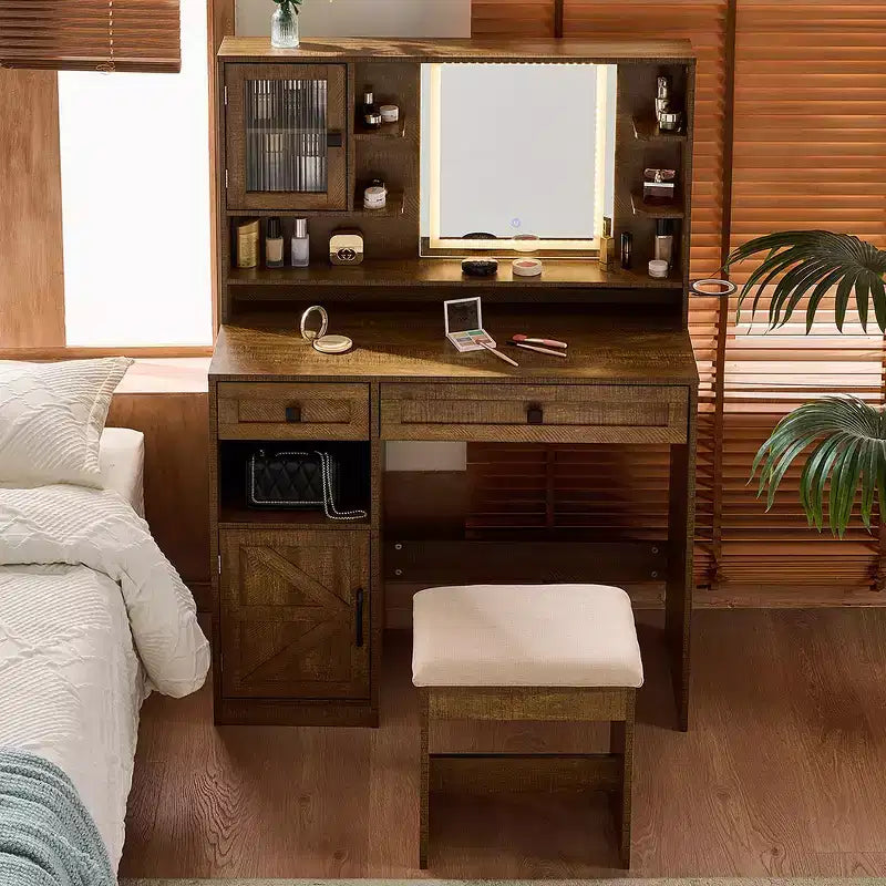 Coiffeuse Whisen Farmhouse avec miroir, tabouret, tiroirs, étagères et armoire latérale