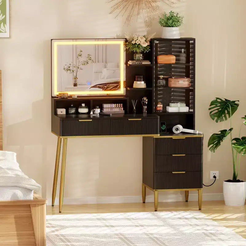 Coiffeuse cannelée, table de maquillage avec 5 tiroirs, étagère de rangement, éclairage 3 couleurs à luminosité réglable pour chambre à coucher