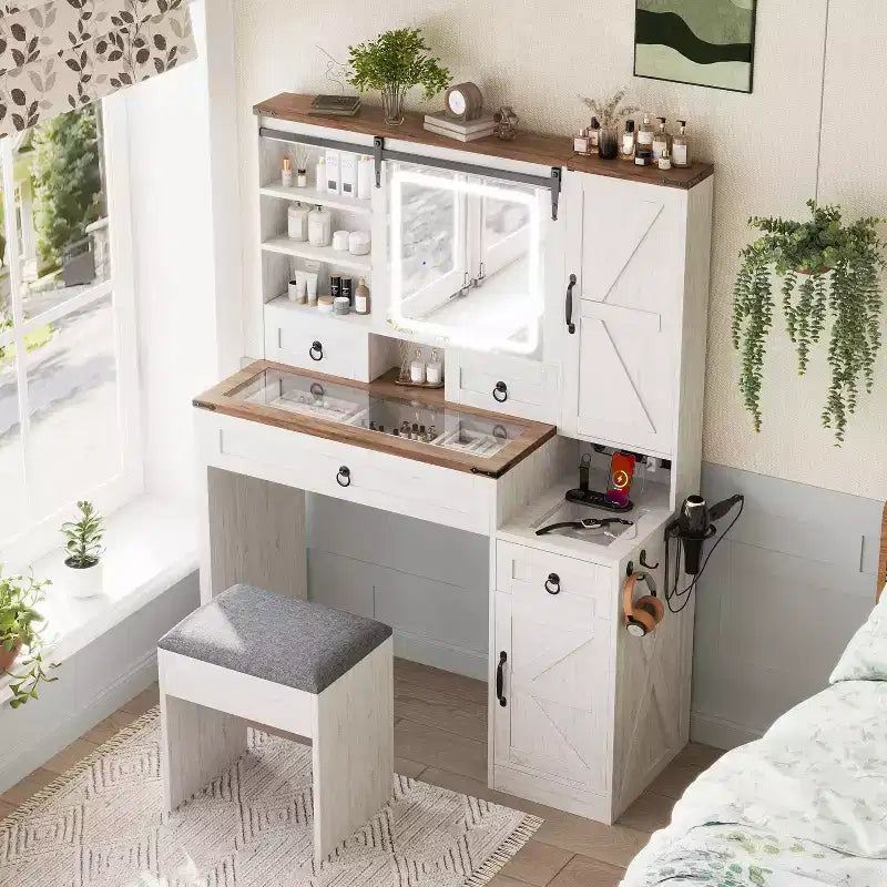 Coiffeuse Okak Farmhouse avec miroir coulissant et plateau en verre, coiffeuse avec tabouret et rangement, coiffeuse vintage pour salon, blanc