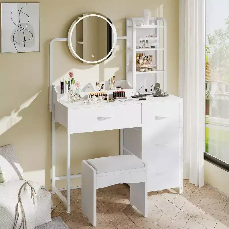 Petite coiffeuse avec miroir rond éclairé et prise de courant, table de maquillage moderne avec 4 tiroirs en tissu et 3 étagères, pour chambre à coucher